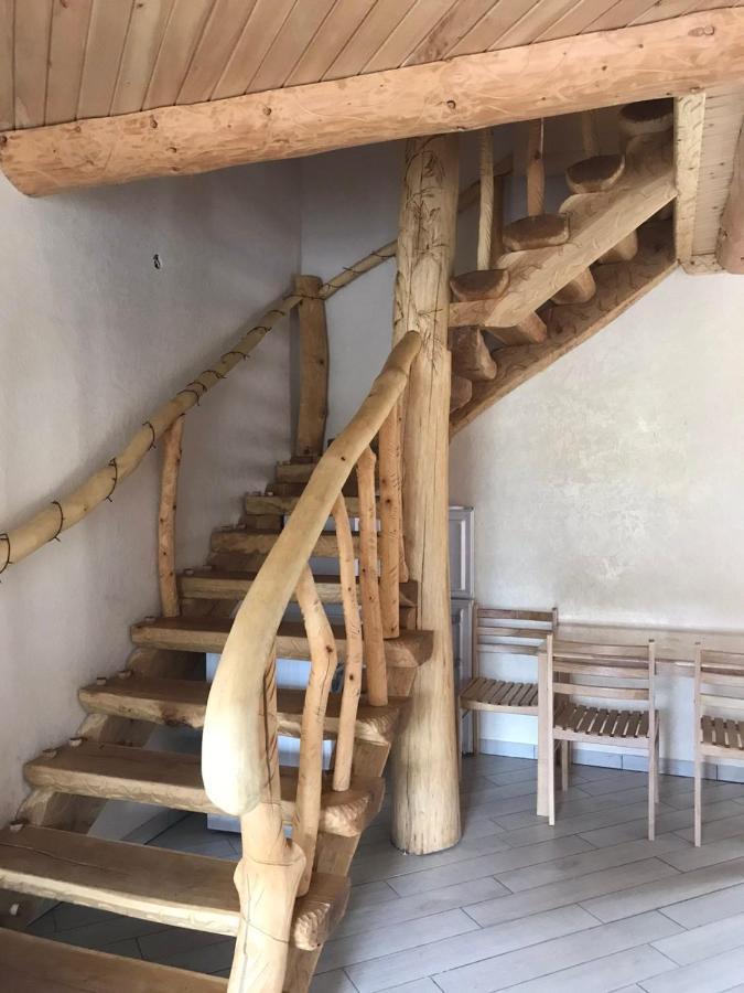 Vovna Lägenhet Tatariv Exteriör bild